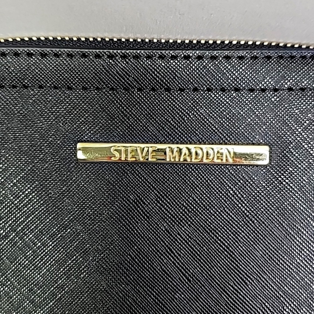 STEVE MADDEN ▪︎ BLACK CROSSBODY PURSE - Picture 5 of 9